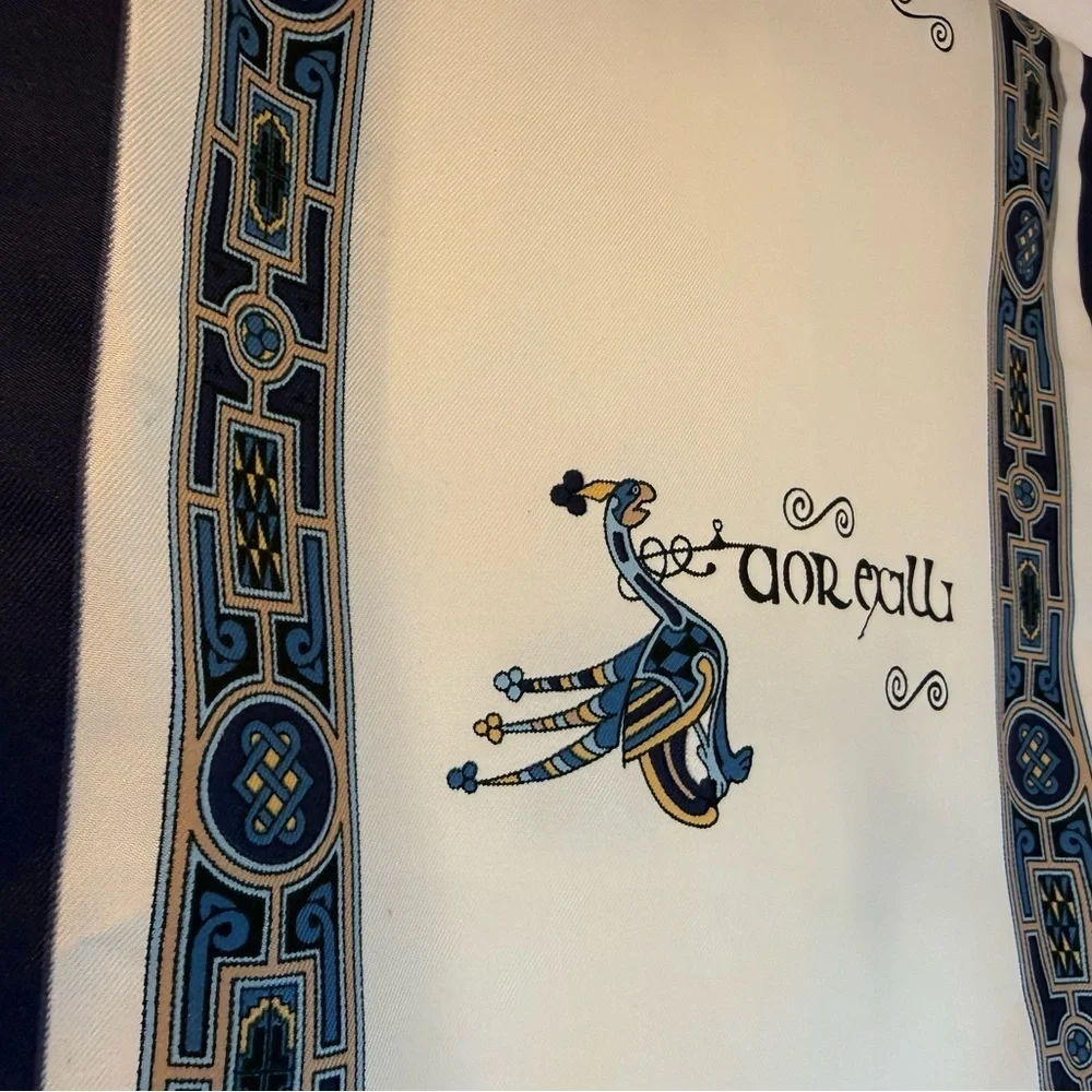 Celtic Renaissance Design Rectangle Scarf in Cream & Blue